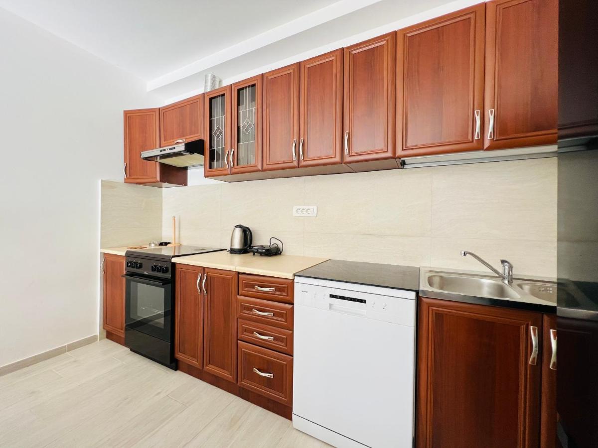 Apartment With Terrace And Private Parking 科托尔 外观 照片