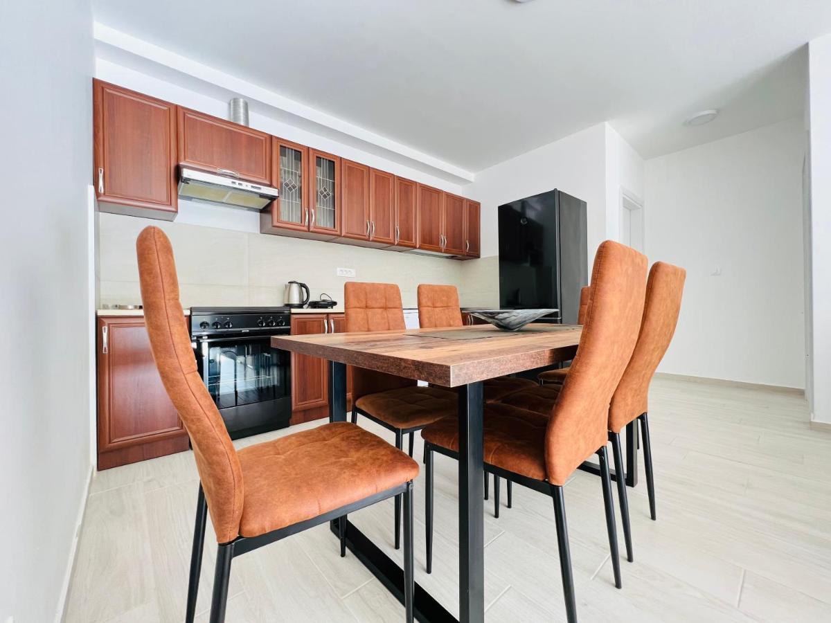 Apartment With Terrace And Private Parking 科托尔 外观 照片