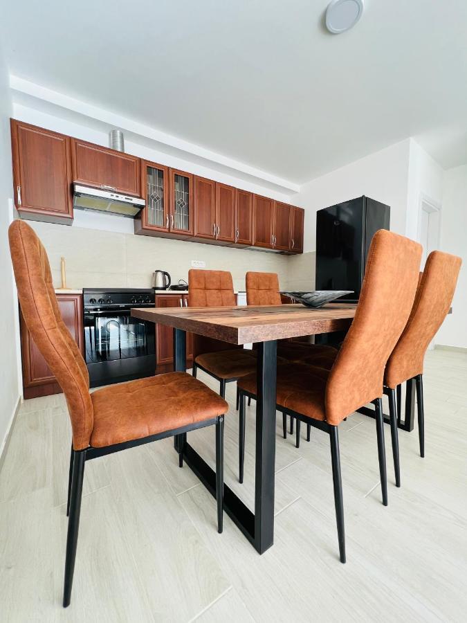 Apartment With Terrace And Private Parking 科托尔 外观 照片