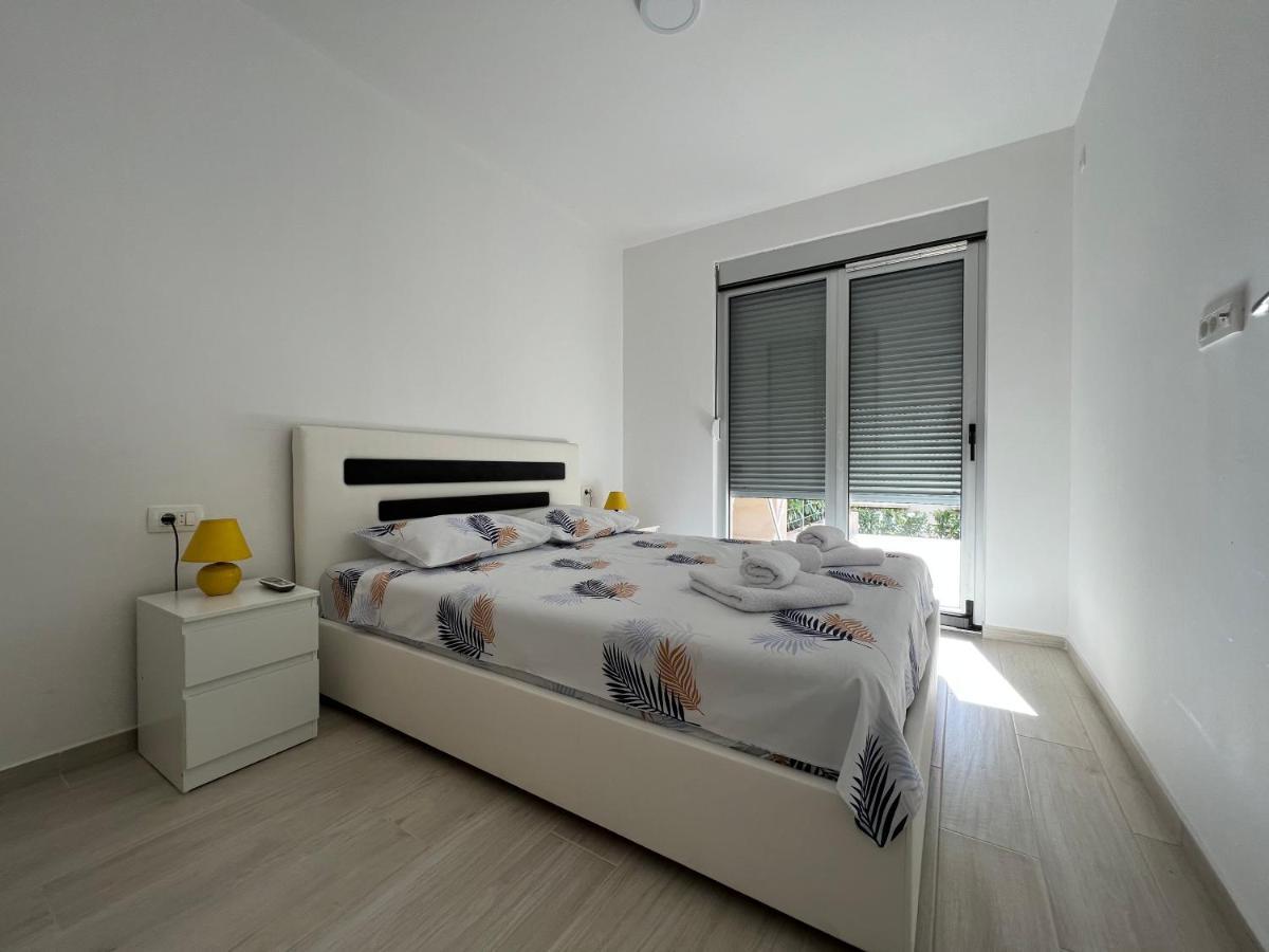 Apartment With Terrace And Private Parking 科托尔 外观 照片